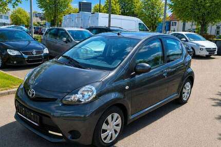 Toyota Aygo 78.935 km 5.900 &euro; Zirndorf 90513