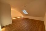 Dachgeschoßwohnung Erlangen Bruck - 2 Zimmer, 59 m&sup2;, 1.000&euro; | Angebot:26413568
