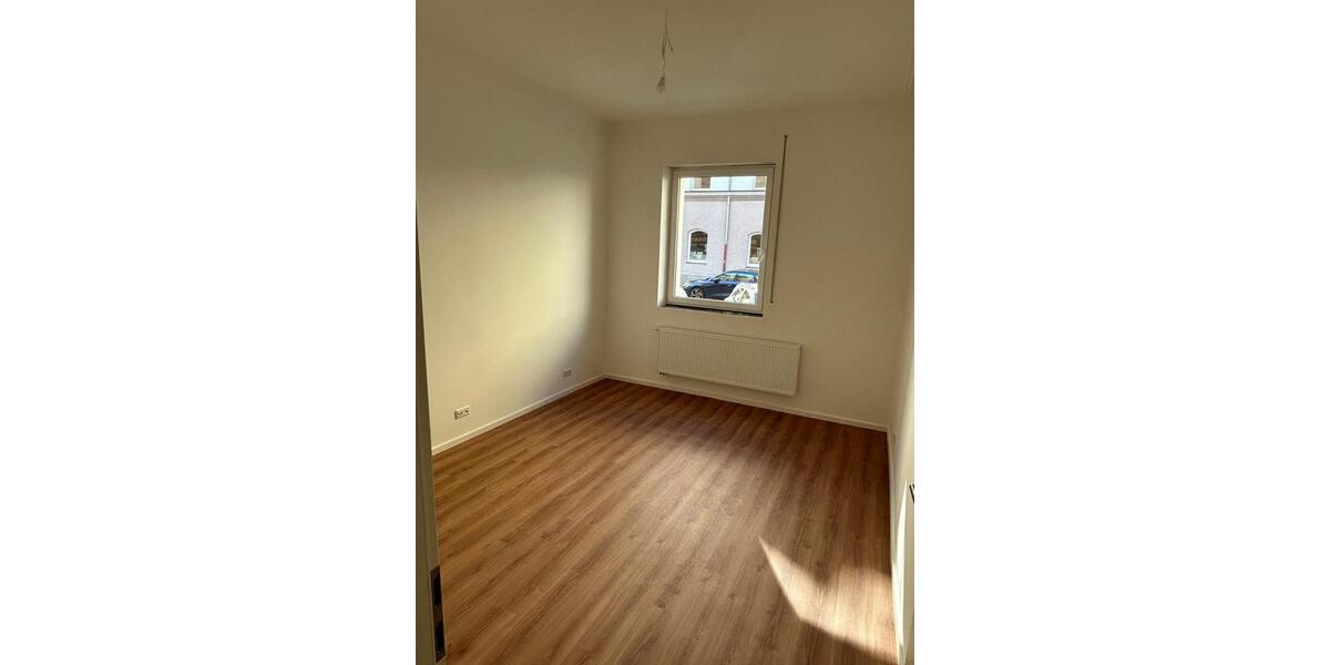 Hochparterre Nürnberg Gärten bei Wöhrd - 4 Zimmer, 92 m&sup2;, 1.600&euro; | Angebot:27605198