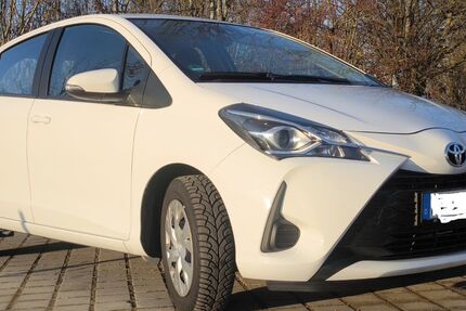 Toyota Yaris 15.700 km 11.700 € Postbauer-Heng 92353