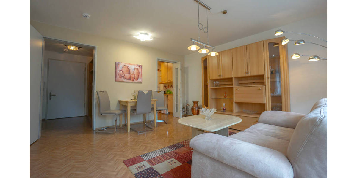 Etagenwohnung Nürnberg Röthenbach b Schweinau - 2 Zimmer, 47 m&sup2;, 210.000&euro; | Angebot:26694658