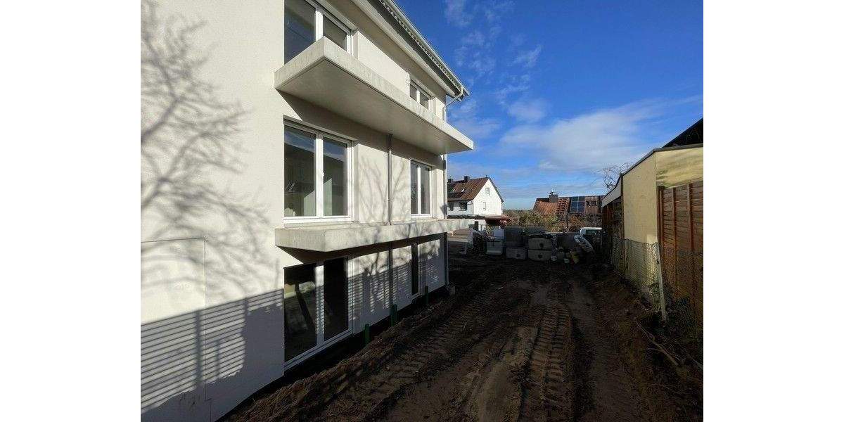 NEUBAU-Erstbezug!!! Lichtdurchflutete & top moderne 2-Zimmer-Wohnung mit Sonnenbalkon in Fürth-Vach 2 zimmer