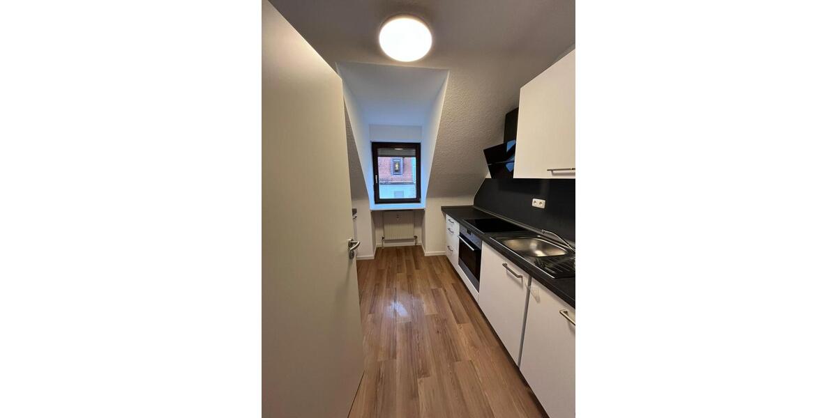 ZENTRUM Erstbezug nach Kernsanierung und Möblierung 2 zimmer