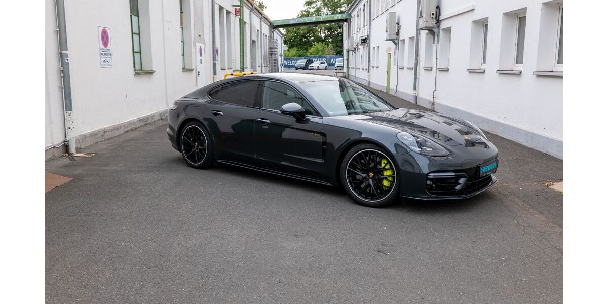 Porsche Panamera 94.000 km 84.900 &euro; Nürnberg 90411