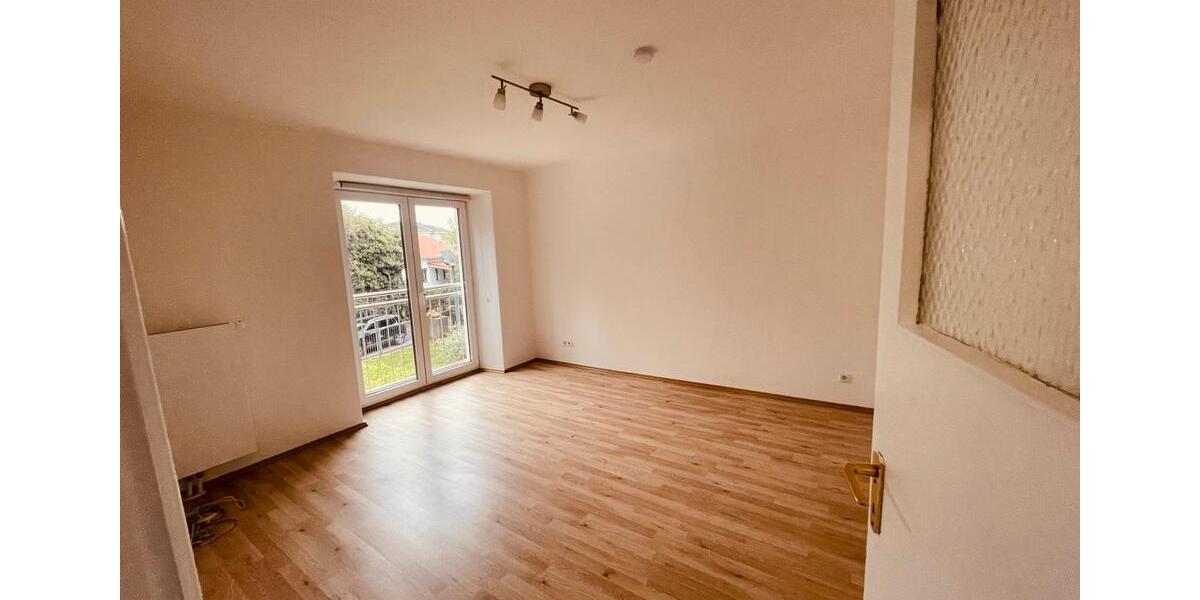 Etagenwohnung Nürnberg Schnepfenreuth - 3 Zimmer, 75 m&sup2;, 1.450&euro; | Angebot:26368921