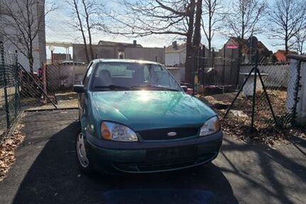 Ford Fiesta 161.000 km 900 &euro; Eckental 90542