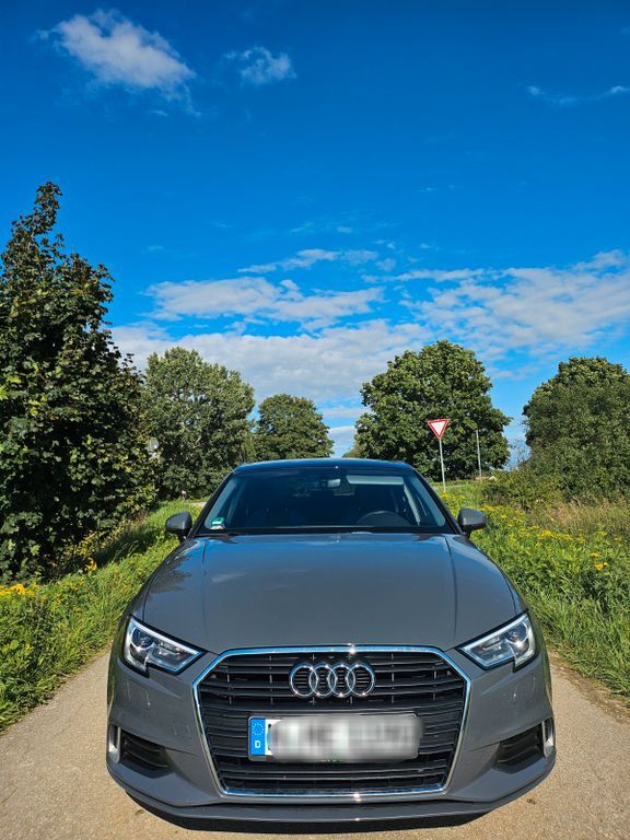 Audi A3 89.000 km 17.500 € Postbauer-Heng 92352