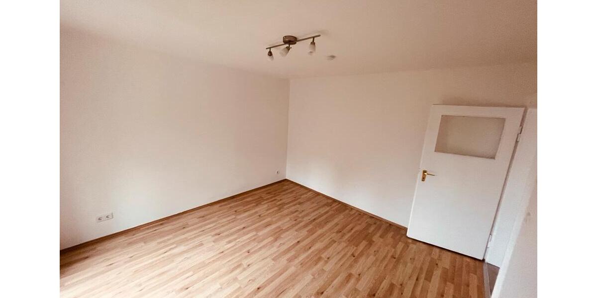 Etagenwohnung Nürnberg Schnepfenreuth - 3 Zimmer, 75 m&sup2;, 1.450&euro; | Angebot:26368921