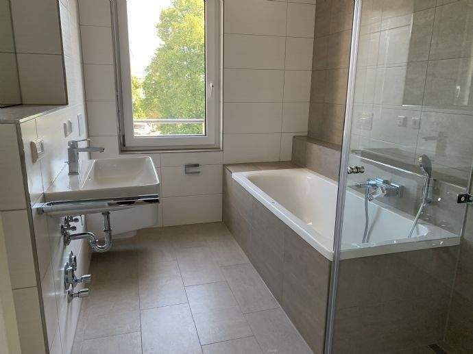 Helle 3 - Zimmerwohnung mit Einbauküche 3 zimmer