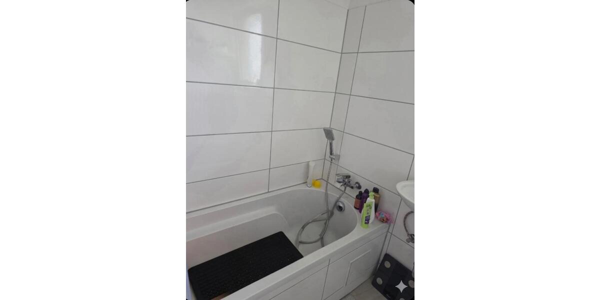 Etagenwohnung Nürnberg Hasenbuck - 3 Zimmer, 74 m&sup2;, 990&euro; | Angebot:26534521