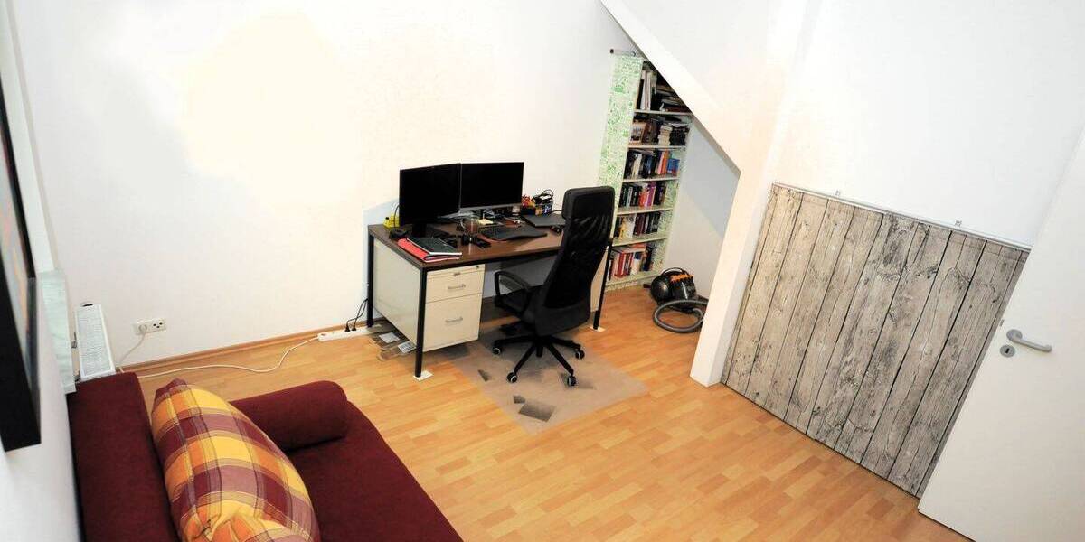 Etagenwohnung Fürth Innenstadt - 3 Zimmer, 96 m&sup2;, 370.000&euro; | Angebot:26740043