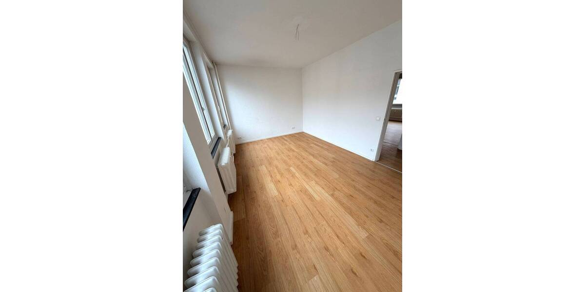 Etagenwohnung Nürnberg Lorenz - 2 Zimmer, 65 m&sup2;, 840&euro; | Angebot:26358573