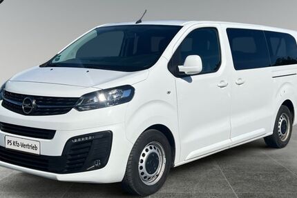 Opel Vivaro 26.700 km 22.980 &euro; Nürnberg 90480