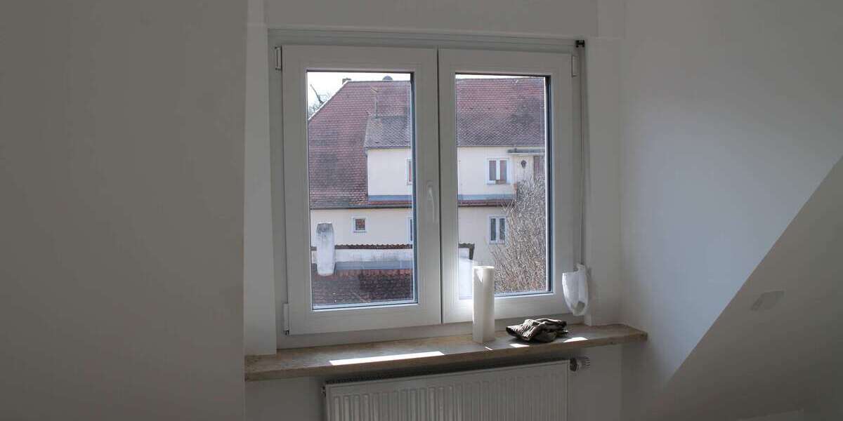 Reihenendhaus Forchheim - 3 Zimmer, 105 m&sup2;, 1.350&euro; | Angebot:24367402