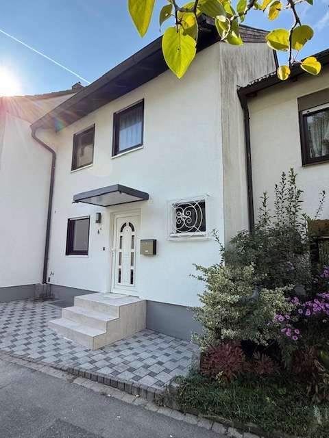 Haus zum Kaufen in Nürnberg 489.000 € 141 m² 6 zimmer