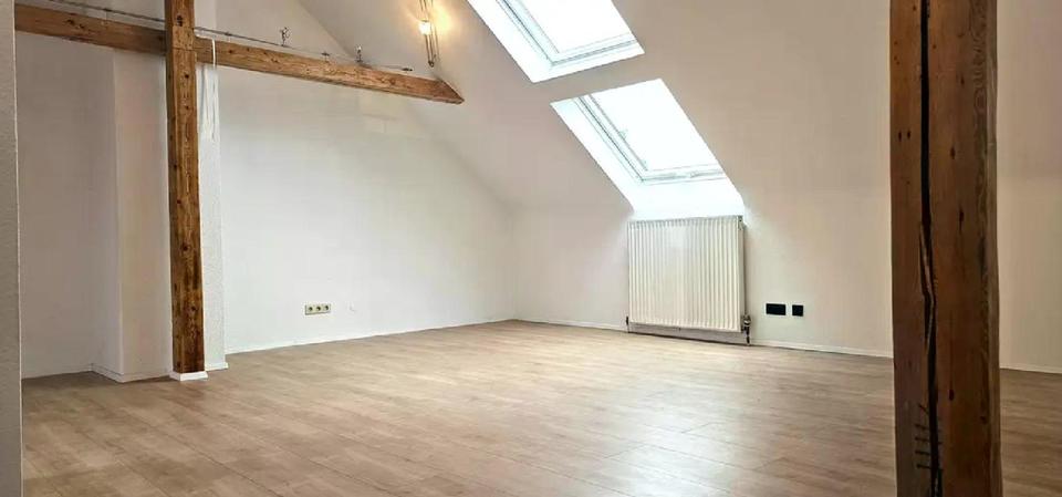 Provisionsfreie 2-Zimmer Maisonette Wohnung in der Südstadt 2 zimmer