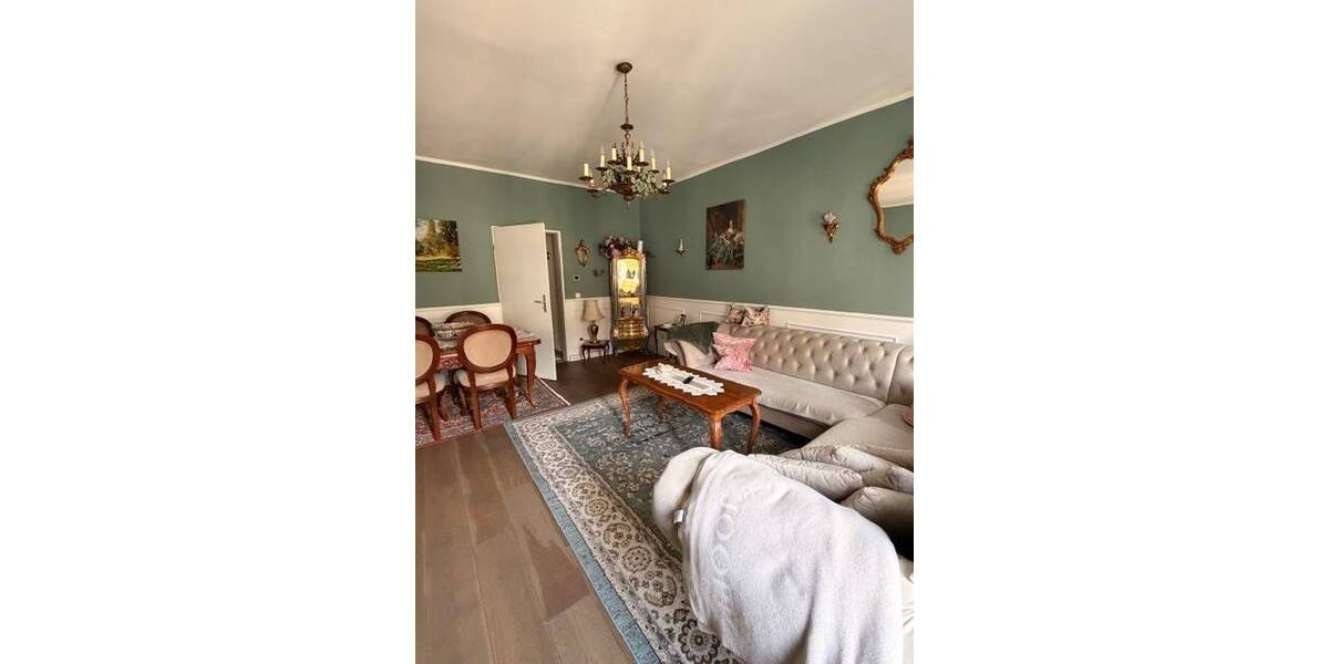 Etagenwohnung Fürth Innenstadt - 4 Zimmer, 93 m&sup2;, 930&euro; | Angebot:26434523