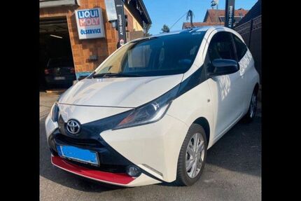 Toyota Aygo (X) 88.900 km 7.900 &euro; Erlangen 91058
