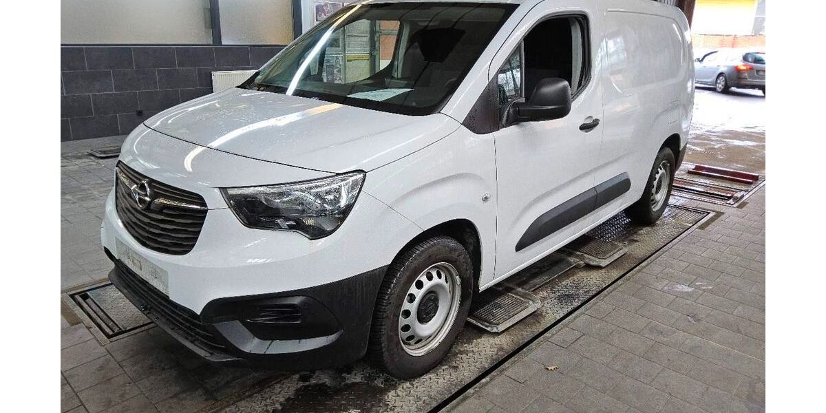 Opel Combo Electric 24.500 km 15.490 &euro; Nürnberg 90469