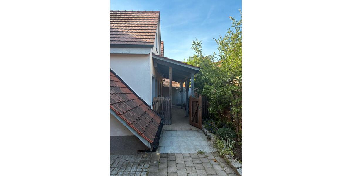 Mehrfamilienhaus, Wohnhaus Weißenohe - 10 Zimmer, 280 m&sup2;, 569.000&euro; | Angebot:26429709