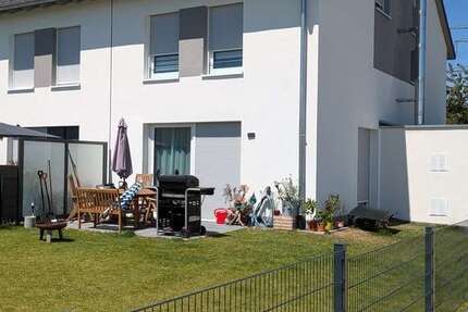 Haus zum Mieten in Burgthann 1.650 € 150 m² 5 zimmer