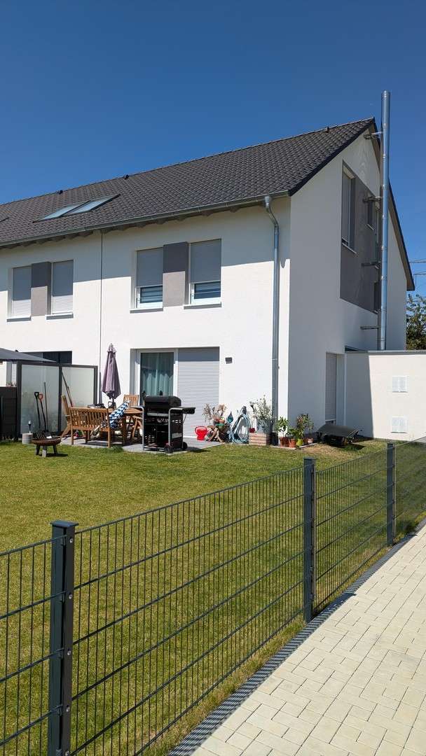 Haus zum Mieten in Burgthann 1.650 € 150 m² 5 zimmer