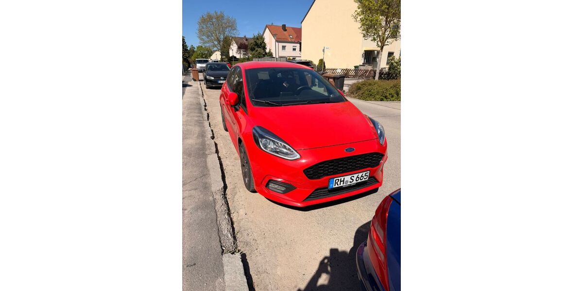 Ford Fiesta 81.950 km 9.990 &euro; Schwanstetten 90596