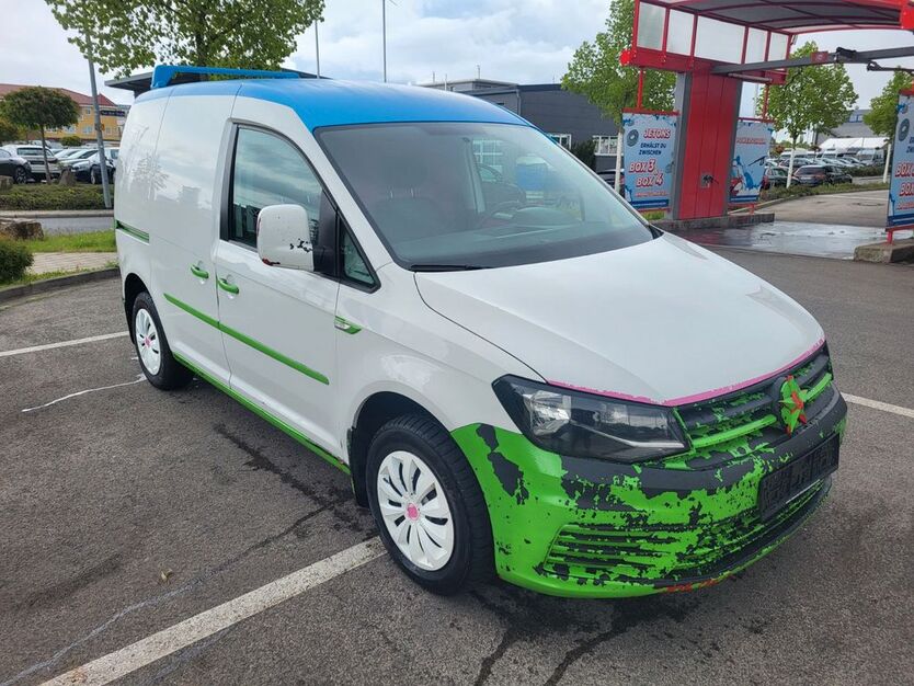 VW Caddy 307.000 km 5.590 € Nürnberg 90449