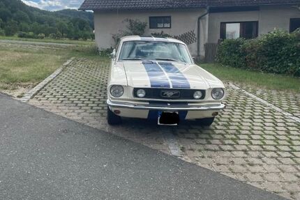 Ford Mustang 111.111 km 30.500 &euro; Kunreuth 91358