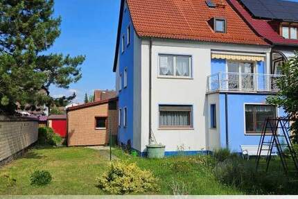 Großzügige Doppelhaushälfte zum Sanieren in Neunkirchen sucht kreative Köpfe 5 zimmer