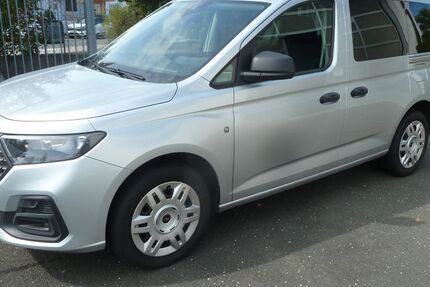Ford Tourneo Connect 155.234 km 15.790 &euro; Fürth 90768