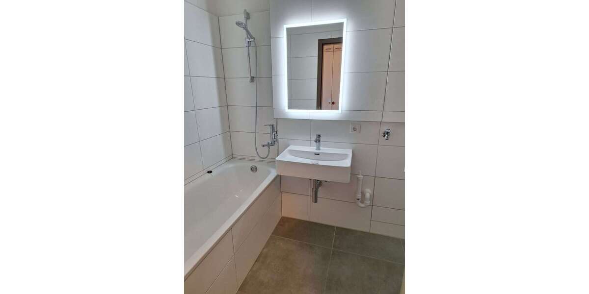 Etagenwohnung Erlangen Stadtrandsiedlung - 3 Zimmer, 85 m&sup2;, 1.099&euro; | Angebot:26889958