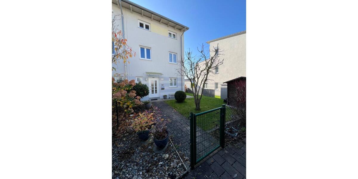 Schöne 5-Zimmer-Doppelhaushälfte in Nürnberg Worzeldorf 5 zimmer