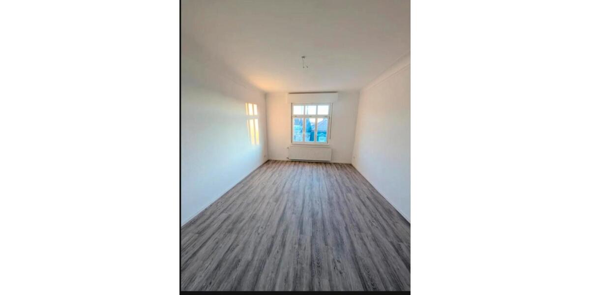 Dachgeschoßwohnung Nürnberg Kleinweidenmühle - 23 Zimmer, 180 m&sup2;, 630&euro; | Angebot:25657048