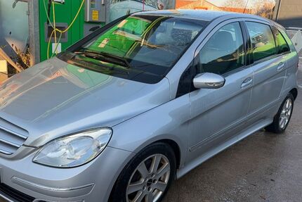 Mercedes-Benz B 200 269.258 km 900 &euro; Dietenhofen 90599