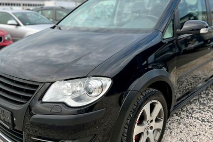 VW Touran 202.441 km 5.750 € Nürnberg 90431