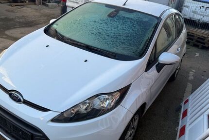 Ford Fiesta 199.000 km 2.800 &euro; Nürnberg 90425