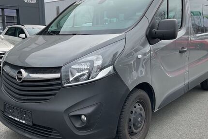 Opel Vivaro 156.610 km 10.950 &euro; Fürth 90763