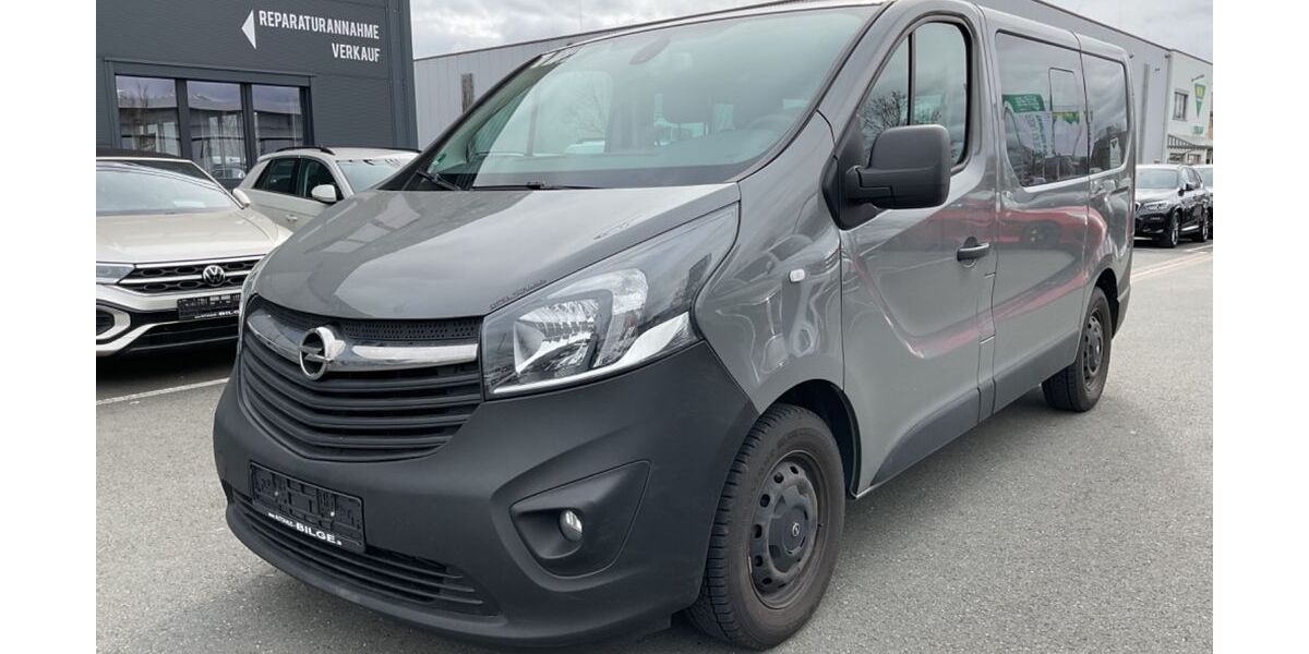 Opel Vivaro 156.610 km 10.950 &euro; Fürth 90763