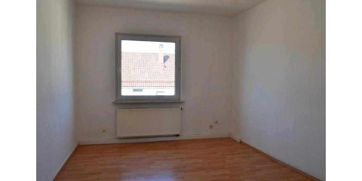 Dachgeschoßwohnung Nürnberg Hasenbuck - 3 Zimmer, 65 m&sup2;, 936&euro; | Angebot:26413601