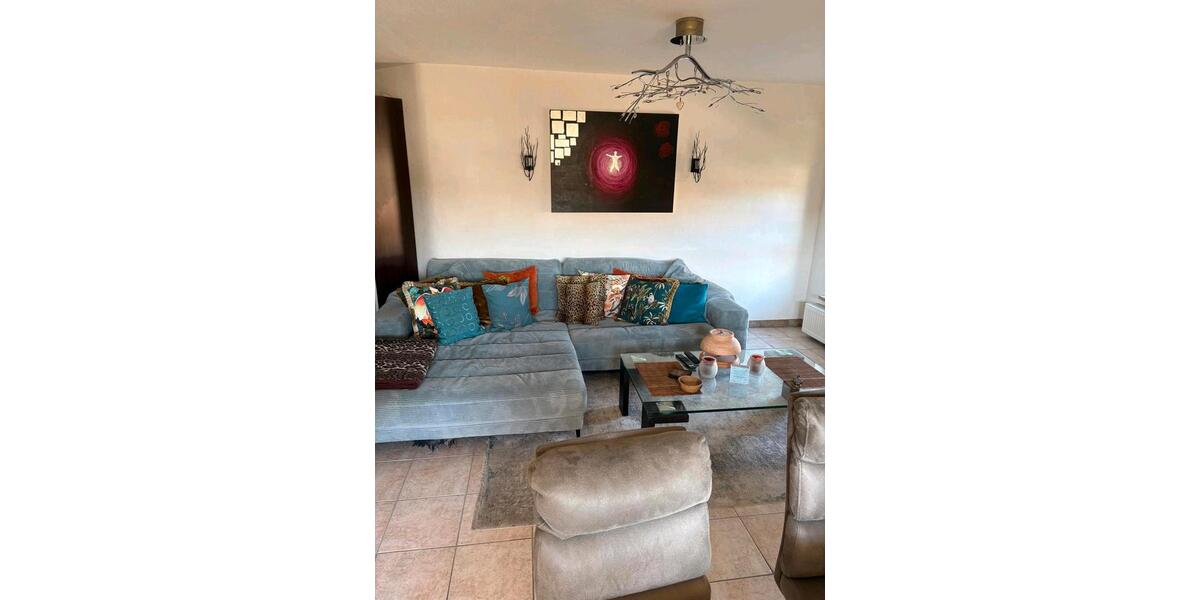Etagenwohnung Großhabersdorf - 3 Zimmer, 86 m&sup2;, 1.185&euro; | Angebot:27600854