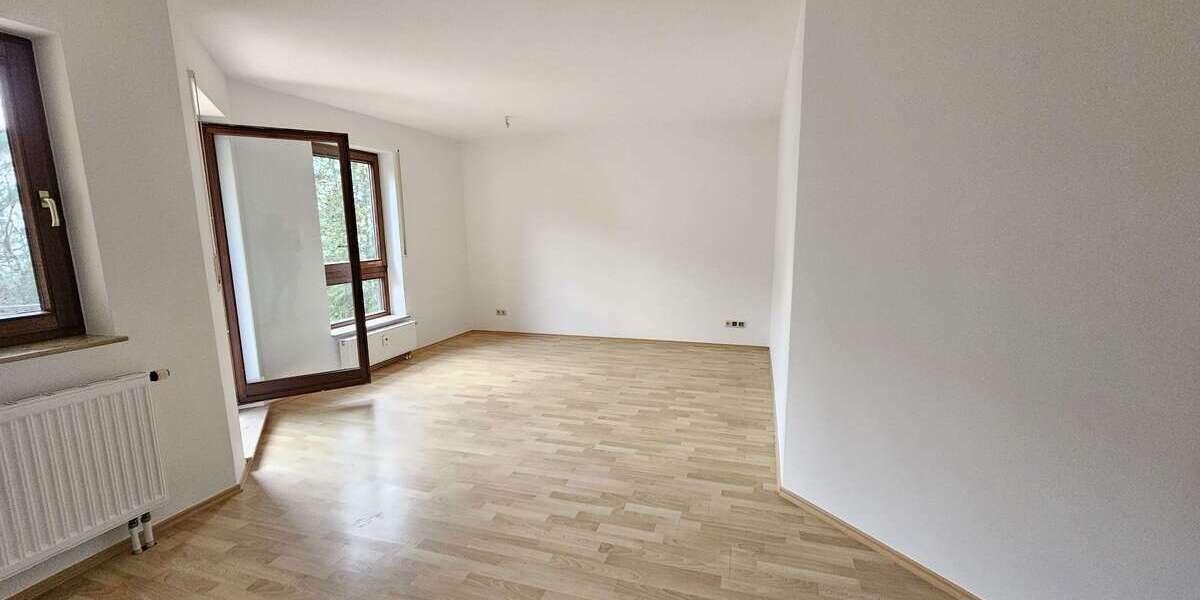 Wohnung zum Mieten in Erlangen 690 € 57.63 m² 2 zimmer