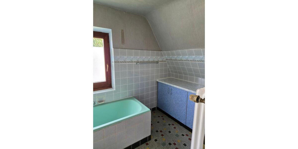 Dachgeschoßwohnung Fürth Südstadt - 2.5 Zimmer, 60 m&sup2;, 625&euro; | Angebot:27589936