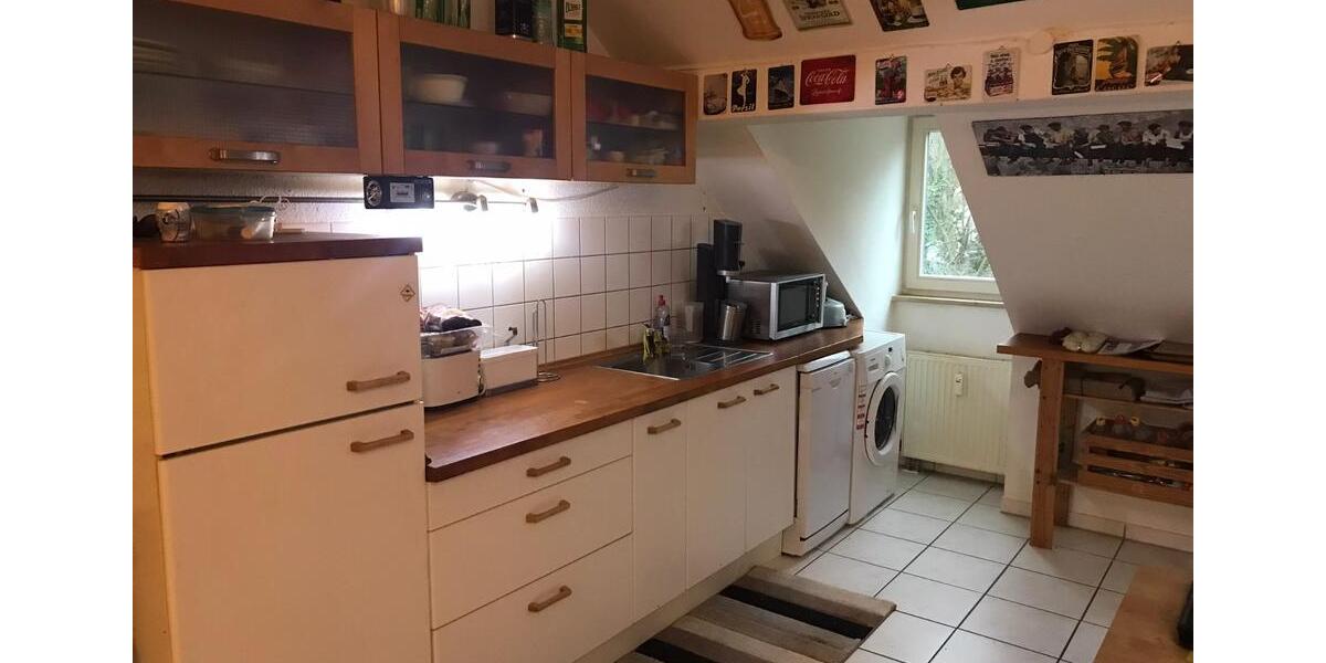 2,5 Zimmer Dachgeschosswohnung (für Singles und Paare) 2.5 zimmer
