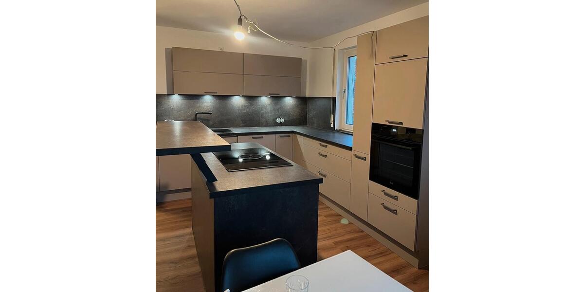 Etagenwohnung Schnaittach - 6.5 Zimmer, 166 m&sup2;, 123.456&euro; | Angebot:26620805