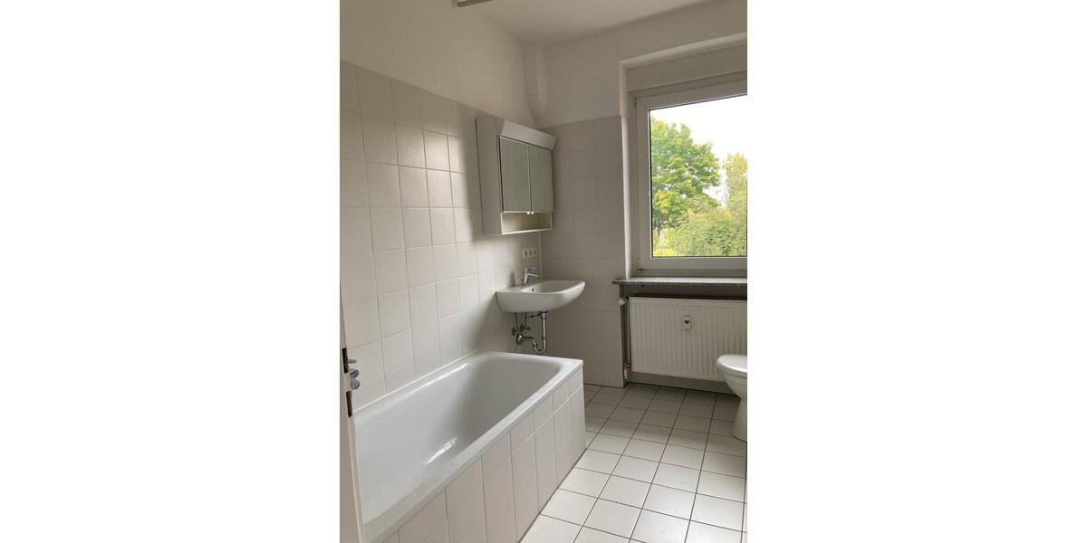 2,5 Zi-Whg ohne Balkon incl EBK Stadtgrenze NbgFürth 2 zimmer