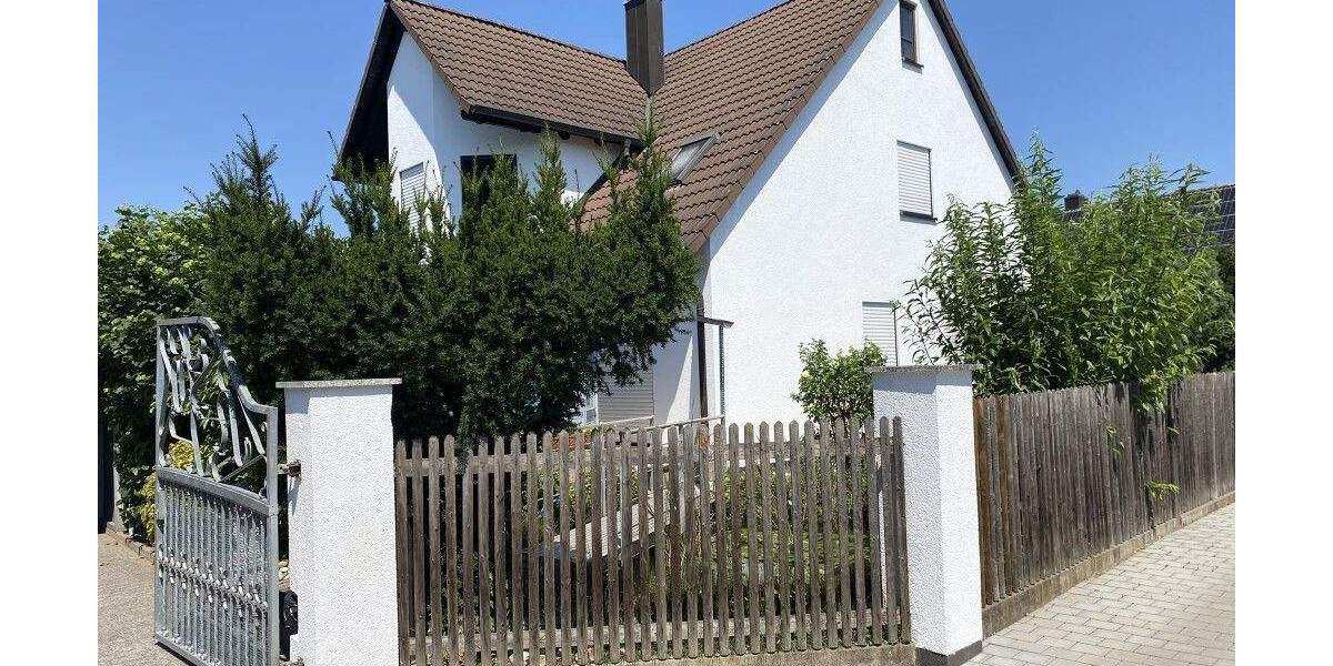 Gelegenheit!Goßzügiges, sehr gepflegtes 1-2 Fam. Haus Nbg.West 7 zimmer