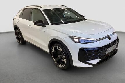 VW T-Roc 6.869 km 37.880 &euro; Fürth 90763