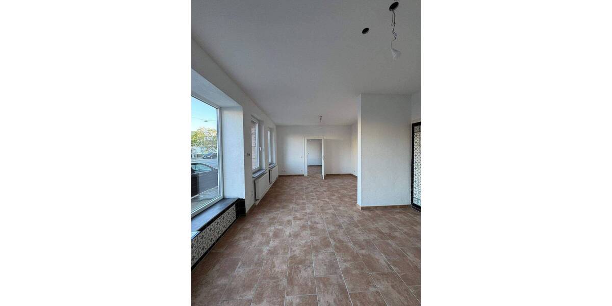 Terrassenwohnung Fürth Nordstadt - 5 Zimmer, 120 m&sup2;, 1.080&euro; | Angebot:26891611