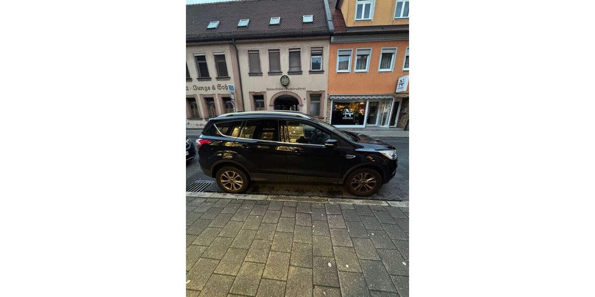 Ford Kuga 121.000 km 11.500 &euro; Erlangen 91054